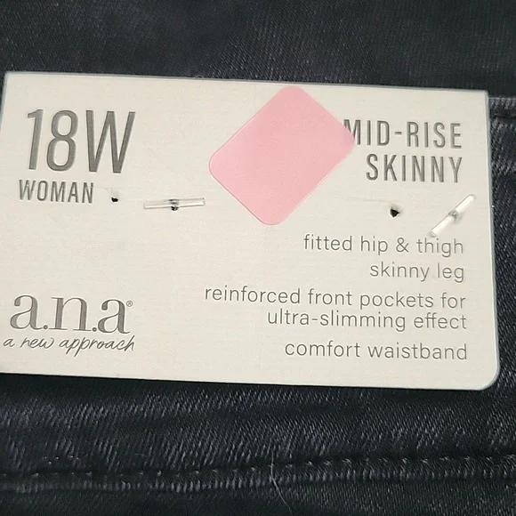 Black Jeans - Picture 3 of 3